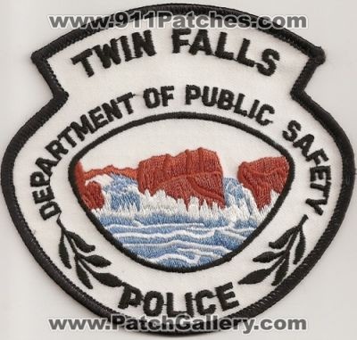 Twin Falls Police Department of Public Safety (Idaho)
Thanks to Police-Patches-Collector.com for this scan.
Keywords: dps