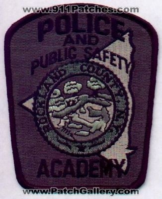 Rockland County Police Academy
Thanks to EmblemAndPatchSales.com for this scan.
Keywords: new york and public safety dps
