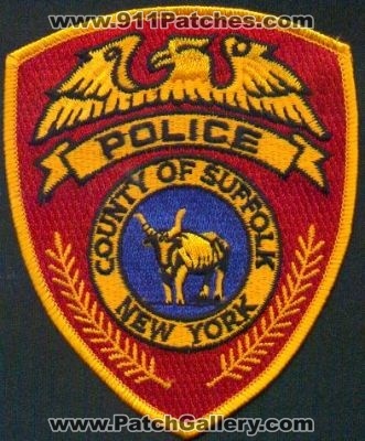 Suffolk County Police
Thanks to EmblemAndPatchSales.com for this scan.
Keywords: new york