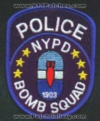 New York Police Department Bomb Squad
Thanks to EmblemAndPatchSales.com for this scan.
Keywords: nypd city of