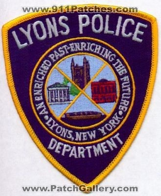 Lyons Police Department
Thanks to EmblemAndPatchSales.com for this scan.
Keywords: new york