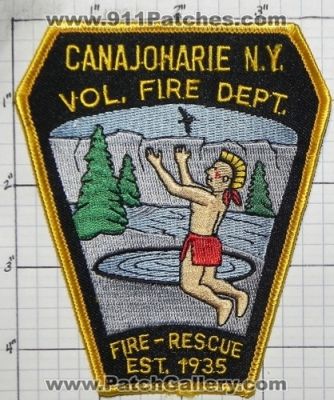 Canajoharie Volunteer Fire Department (New York)
Thanks to swmpside for this picture.
Keywords: vol. dept. rescue n.y.