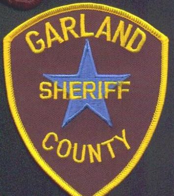 Garland County Sheriff
Thanks to EmblemAndPatchSales.com for this scan.
Keywords: arkansas