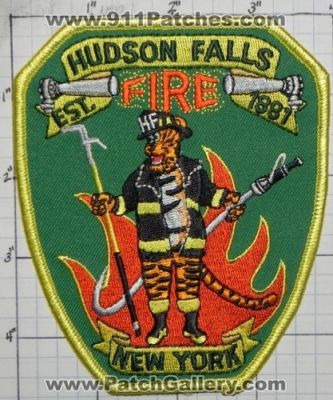 Hudson Falls Fire Department (New York)
Thanks to swmpside for this picture.
Keywords: dept.