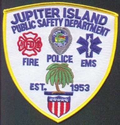 Jupiter Island Public Safety Department Fire Police EMS
Thanks to EmblemAndPatchSales.com for this scan.
Keywords: florida dps