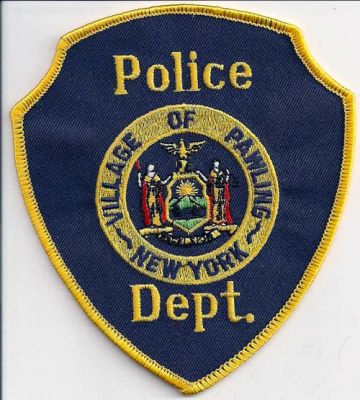 Pawling Police Dept
Thanks to EmblemAndPatchSales.com for this scan.
Keywords: new york department village of