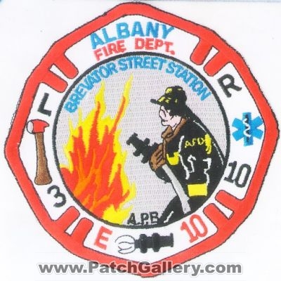 Albany Fire Department Engine 10 Ladder 3 Rescue 10 Brevator St Station
Thanks to lazyslug for this scan.
Keywords: dept. brevator street station e10 l3 r10