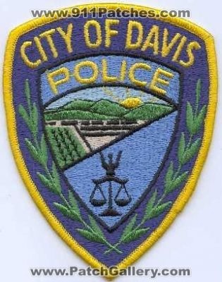 Davis Police (California)
Thanks to Scott McDairmant for this scan.
Keywords: city of