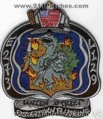 FDNY Fire Engine 273 Ladder 129 (New York)
Thanks to Brent Kimberland for this scan.
Keywords: department