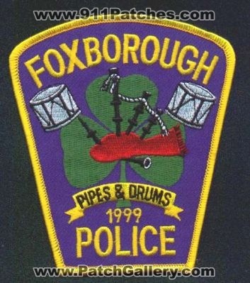 Foxborough Police Pipes & Drums
Thanks to EmblemAndPatchSales.com for this scan.
Keywords: massachusetts