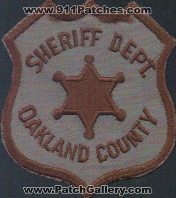 Oakland County Sheriff Dept
Thanks to EmblemAndPatchSales.com for this scan.
Keywords: michigan department