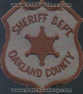 Oakland County Sheriff Dept
Thanks to EmblemAndPatchSales.com for this scan.
Keywords: michigan department