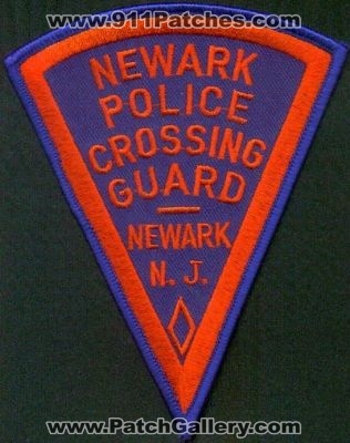 Newark Police Crossing Guard
Thanks to EmblemAndPatchSales.com for this scan.
Keywords: new jersey