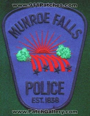 Munroe Falls Police
Thanks to EmblemAndPatchSales.com for this scan.
Keywords: ohio