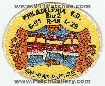 Philadelphia Fire Engine 51 Ladder 29 Rescue 18 Battalion 2
Thanks to PaulsFirePatches.com for this scan.
Keywords: pennsylvania department pfd