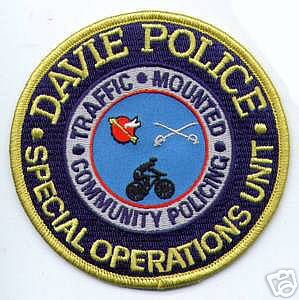 Davie Police Special Operations Unit (Florida)
Thanks to apdsgt for this scan.
Keywords: traffic mounted