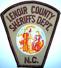 Lenoir County Sheriff's Dept
Thanks to Chris Rhew for this picture.
Keywords: north carolina sheriffs department
