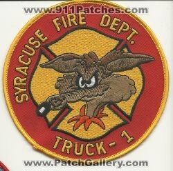 Syracuse Fire Truck 1 (New York)
Thanks to Mark Hetzel Sr. for this scan.
Keywords: dept. department