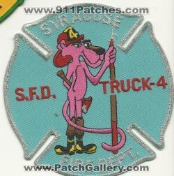 Syracuse Fire Truck 4 (New York)
Thanks to Mark Hetzel Sr. for this scan.
Keywords: s.f.d. sfd department dept.