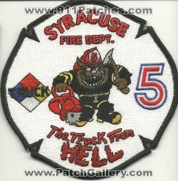 Syracuse Fire Truck 5 (New York)
Thanks to Mark Hetzel Sr. for this scan.
Keywords: dept. department