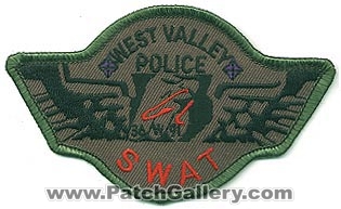West Valley Police Department SWAT (Utah)
Thanks to Alans-Stuff.com for this scan.
Keywords: dept.