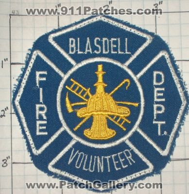 Blasdell Volunteer Fire Department (New York)
Thanks to swmpside for this picture.
Keywords: dept.