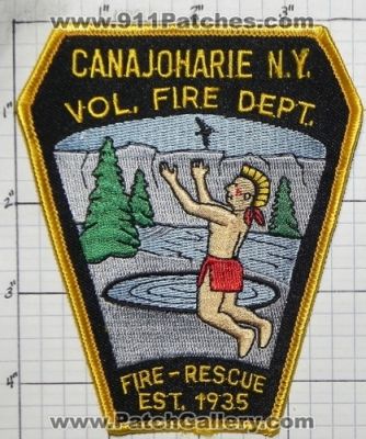 Canajoharie Volunteer Fire Department (New York)
Thanks to swmpside for this picture.
Keywords: vol. dept. rescue n.y.