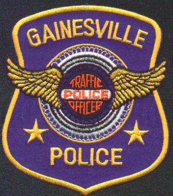 Gainesville Police Traffic Officer
Thanks to EmblemAndPatchSales.com for this scan.
Keywords: florida