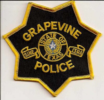 Grapevine Police
Thanks to EmblemAndPatchSales.com for this scan.
Keywords: texas