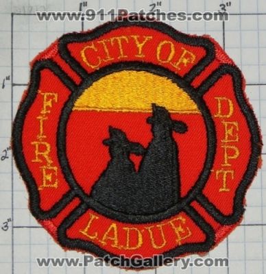 Ladue Fire Department (Missouri)
Thanks to swmpside for this picture.
Keywords: dept. city of