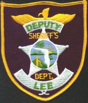 Lee County Sheriff's Dept Deputy
Thanks to EmblemAndPatchSales.com for this scan.
Keywords: florida sheriffs department