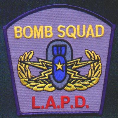 Los Angeles Police Bomb Squad
Thanks to EmblemAndPatchSales.com for this scan.
Keywords: california lapd l.a.p.d.