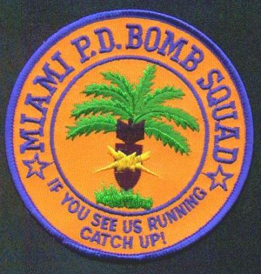 Miami Police Bomb Squad
Thanks to EmblemAndPatchSales.com for this scan.
Keywords: florida