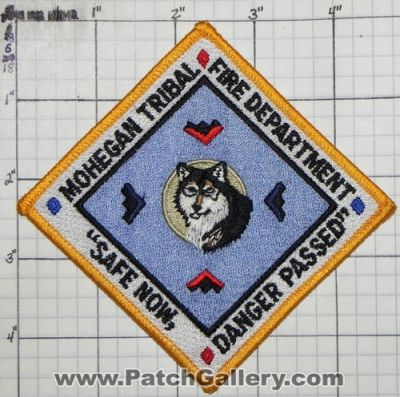 Mohegan Tribal Fire Department (Connecticut)
Thanks to swmpside for this picture.
Keywords: dept. indian tribe