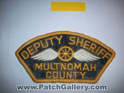 Multnomah County Sheriff's Department Deputy (Oregon)
Thanks to 2summit25 for this picture.
Keywords: sheriffs dept.