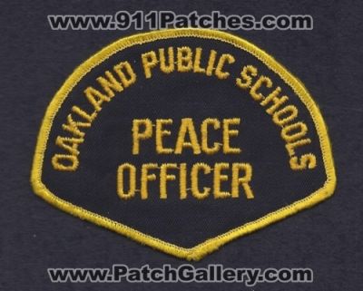 Oakland Public Schools Peace Officer (California)
Thanks to Paul Howard for this scan.
Keywords: police