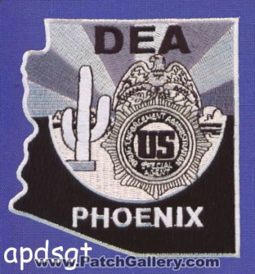 DEA Phoenix Special Agent Patch (Arizona)
Thanks to apdsgt for this scan.
