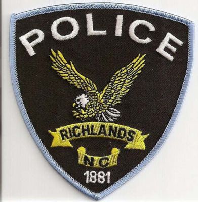 Richlands Police
Thanks to EmblemAndPatchSales.com for this scan.
Keywords: north carolina