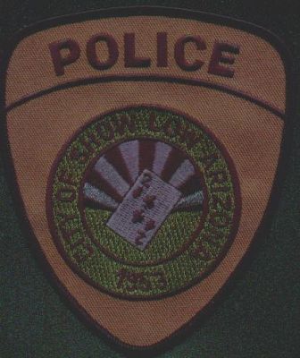 Show Low Police
Thanks to EmblemAndPatchSales.com for this scan.
Keywords: arizona city of