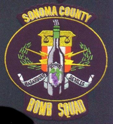 Sonoma County Sheriff Bomb Squad
Thanks to EmblemAndPatchSales.com for this scan.
Keywords: california