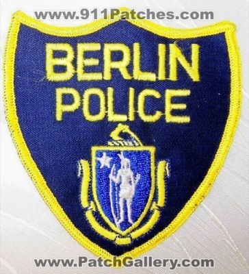 Berlin Police Department (Massachusetts)
Thanks to Ralf Ortmann for this picture.
Keywords: dept.