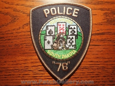 Deadwood Police Department Patch (South Dakota)
Thanks to Jeremiah Herderich for the picture.
Keywords: dept. "76"