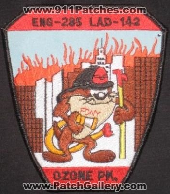 FDNY Fire Engine 285 Ladder 142 (New York)
Thanks to derek141 for this picture.
Keywords: department taz