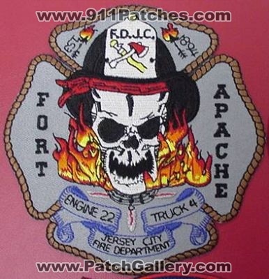 Jersey City Fire Engine 22 Truck 4 (New Jersey)
Thanks to HDEAN for this picture.
Keywords: department