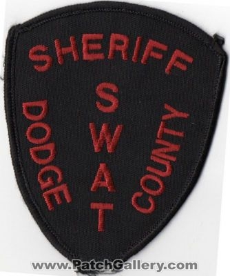 Dodge County Sheriff's Department SWAT (Wisconsin)
Thanks to vonhaden for this scan.
Keywords: sheriffs dept.