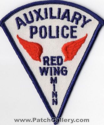 Red Wing Police Department Auxiliary (Minnesota)
Thanks to vonhaden for this scan.
Keywords: dept. minn.