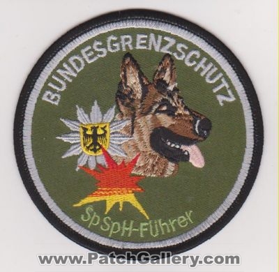 BGS Federal Border Guards Explosives Detection Dog (Germany)
Thanks to yuriilev for this scan.

Keywords: police k-9 k9 bundesgrenzschutz SpSpH-Führer