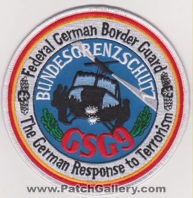 Federal German Border Guard GSG9 (Germany)
Thanks to yuriilev for this scan.
Keywords: BGS BUNDESGRENZSCHUTZ guards GRENZSCHUTZGRUPPE