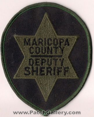 Maricopa County Sheriff's Office Deputy Sheriff (Arizona)
Thanks to dowelljr1167 for this scan.
Keywords: mcso sheriffs department dept. SWAT aviation