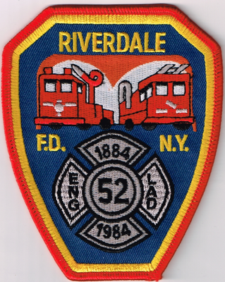 FDNY Engine 52 Ladder 52 Patch (New York)
Thanks to Ronnie5411 for this scan.

